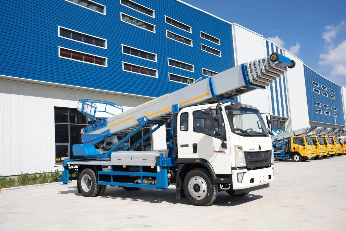 厦门翔安出租云梯车高空作业车 建筑垃圾搬运