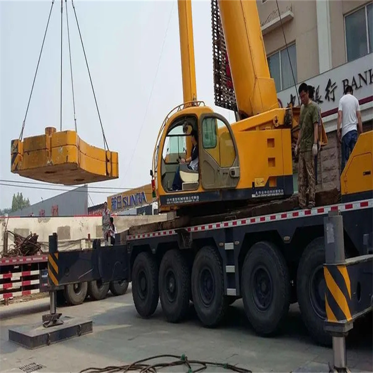 厦门翔安当地吊车出租|机器吊装|75吨|工厂搬迁服务